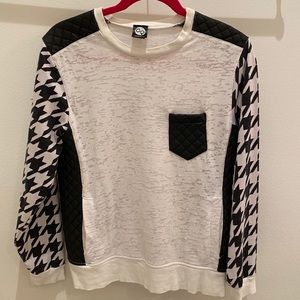 Nappy Tabs Long Sleeve Tee